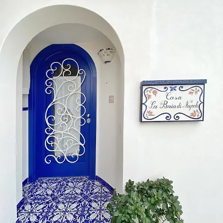 La Baia Di Napoli קאפרי