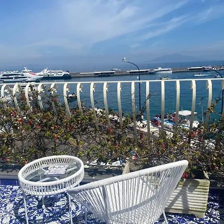 La Baia Di Napoli Apartment