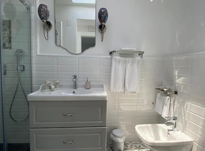 La Baia Di Napoli קאפרי