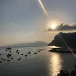 Lägenhet La Baia Di Napoli Capri